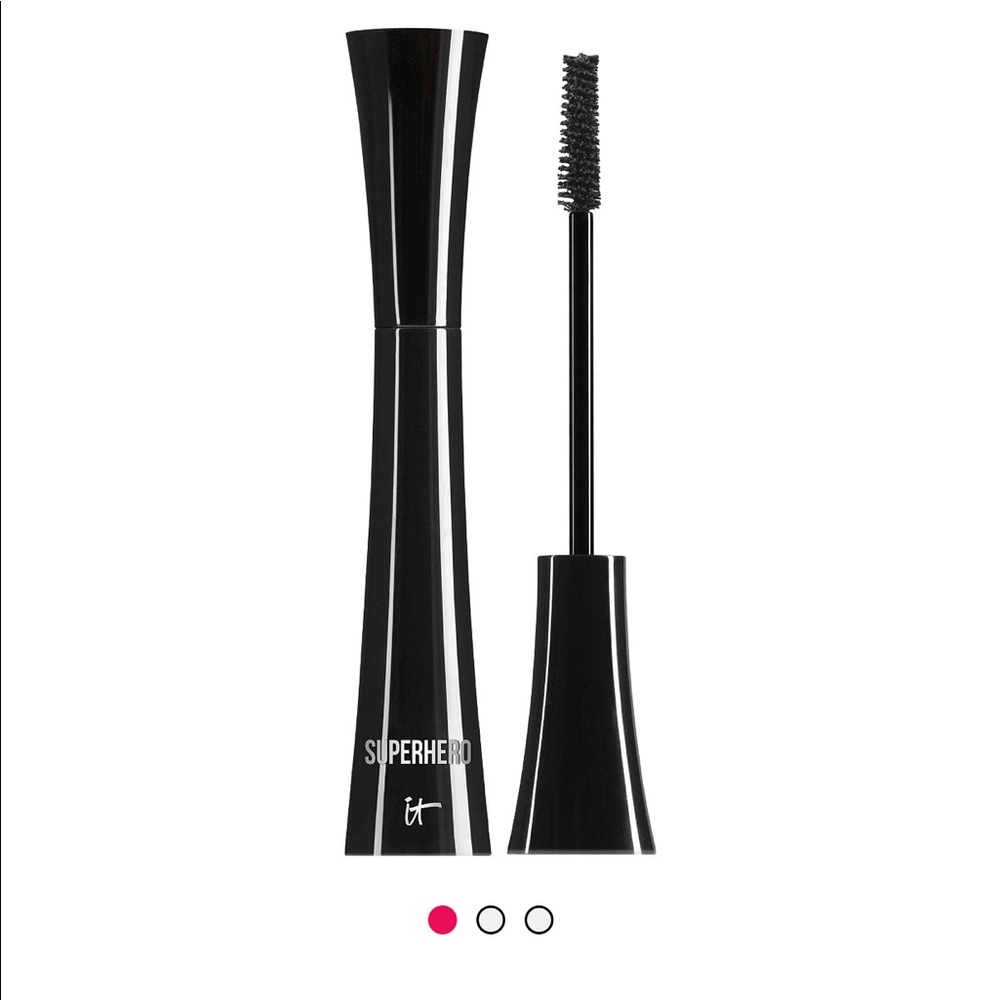 IT Superhero Elastic Stretch Volumizing Mascara